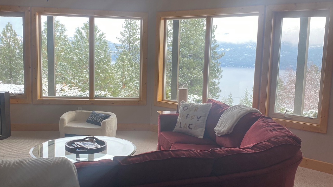 Photo of Livingroom in Westshore Estates