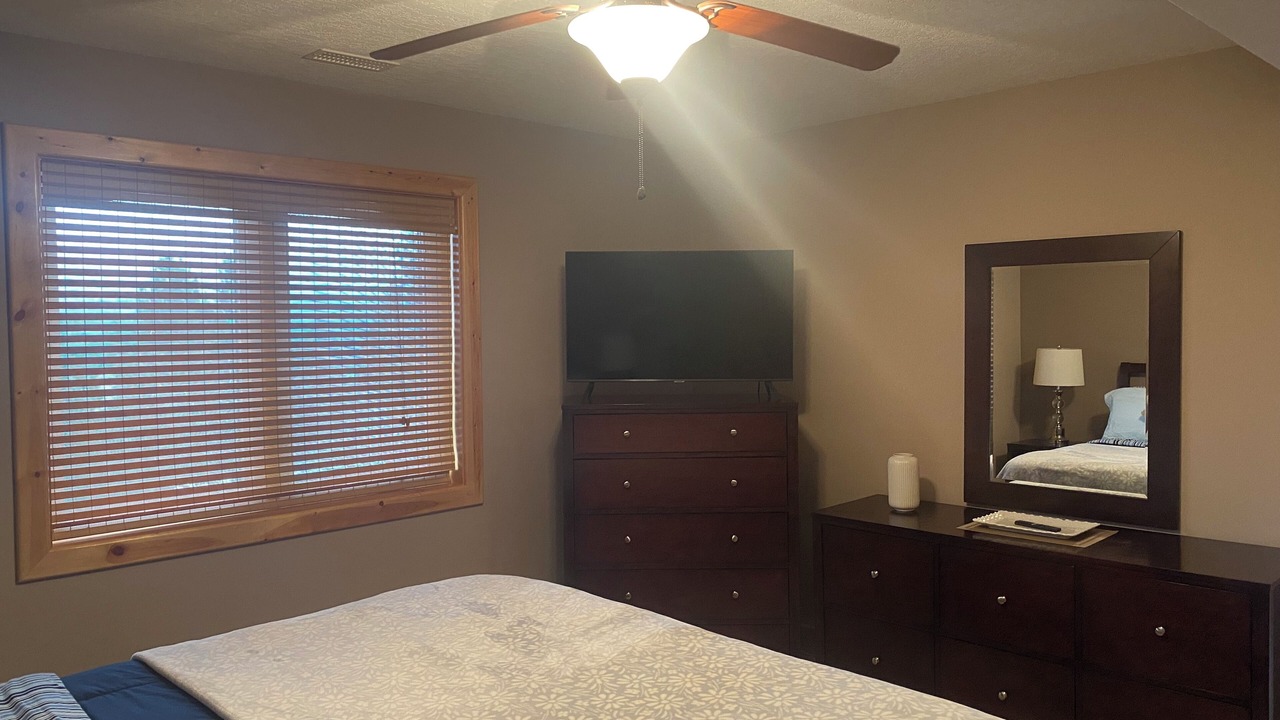 Photo of Bedroom in Westshore Estates