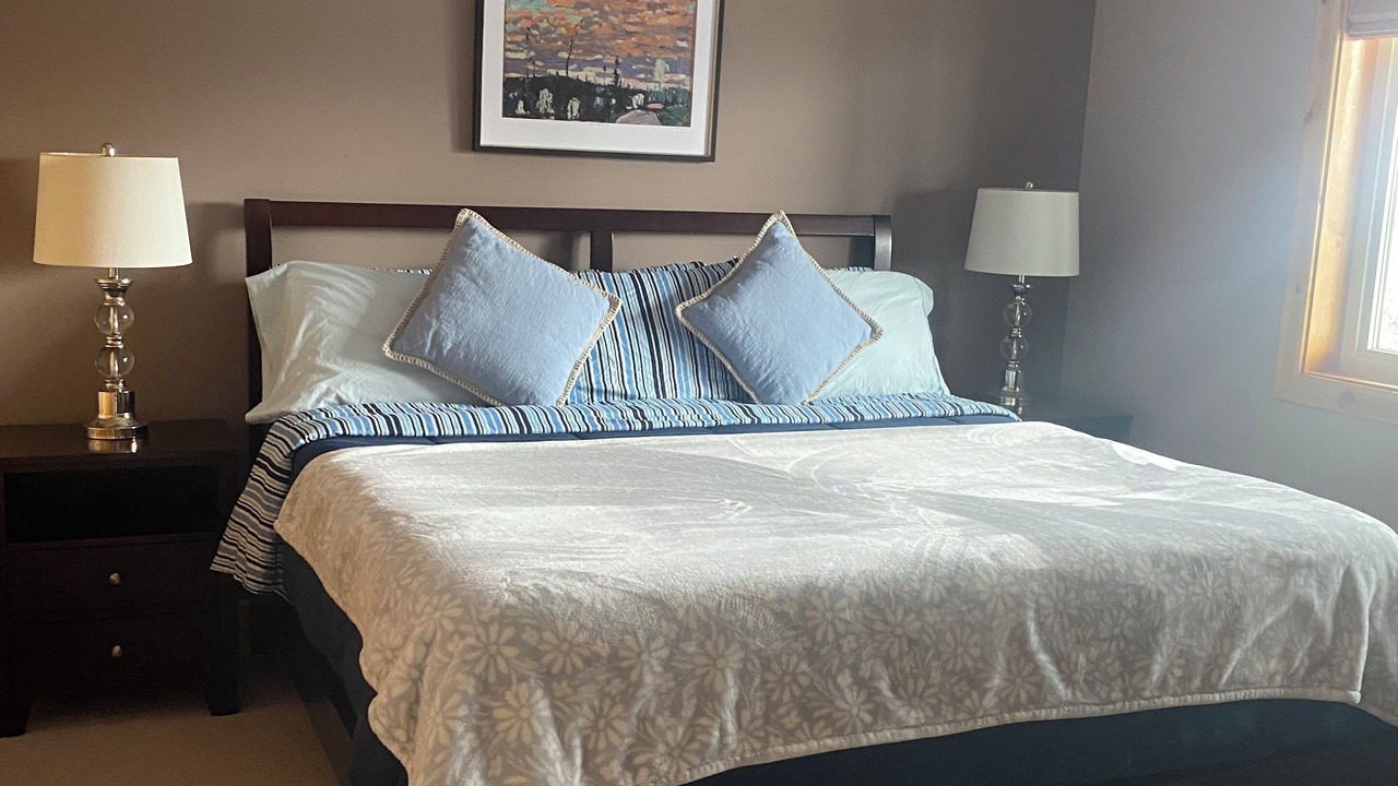 Photo of Bedroom in Westshore Estates