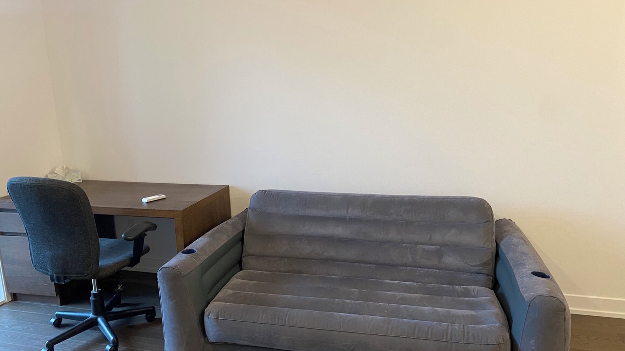 Photo of Livingroom in Laval-des-Rapides