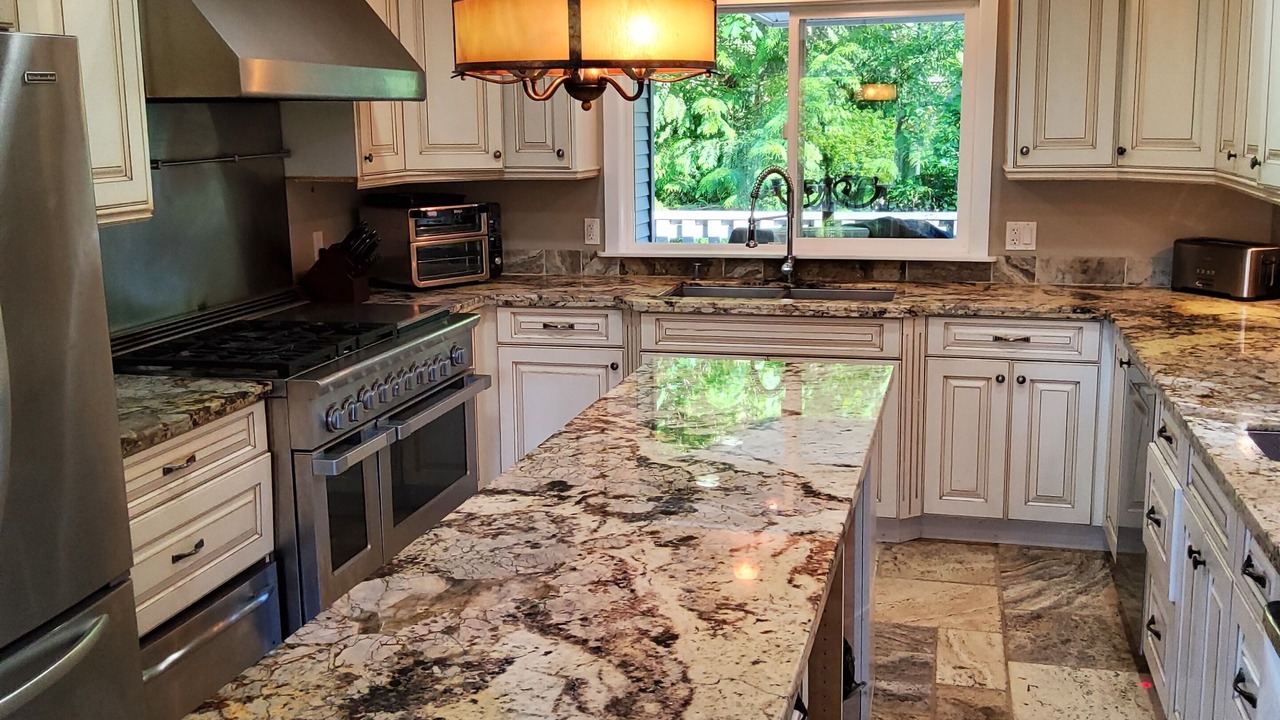 Photo of Kitchen in Garden Bay