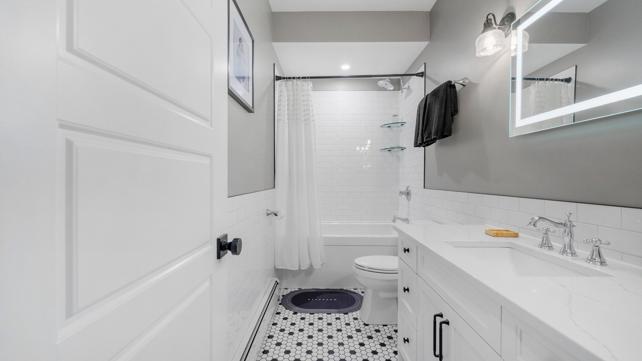 Photo of Bathroom in Tuxedo Park
