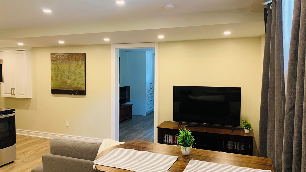 Photo of Livingroom in Pelham