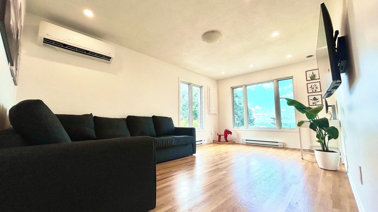 Photo of Livingroom in Hull