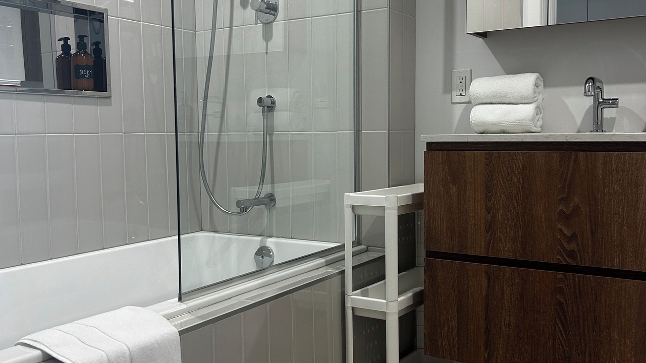 Photo of Bathroom in Griffintown