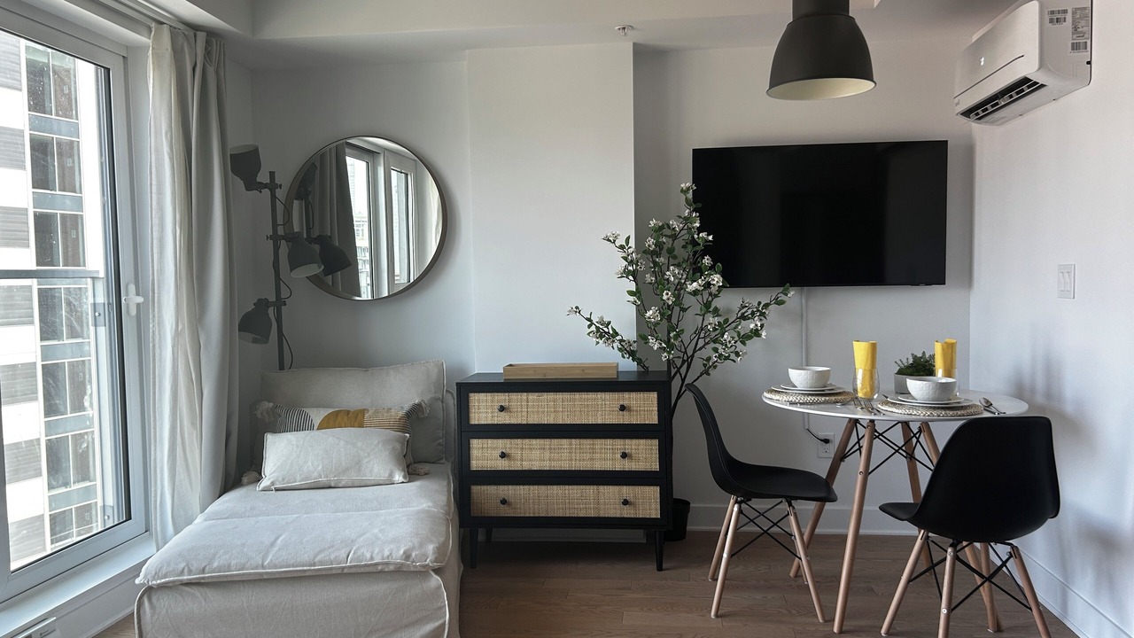 Photo of Bedroom in Griffintown