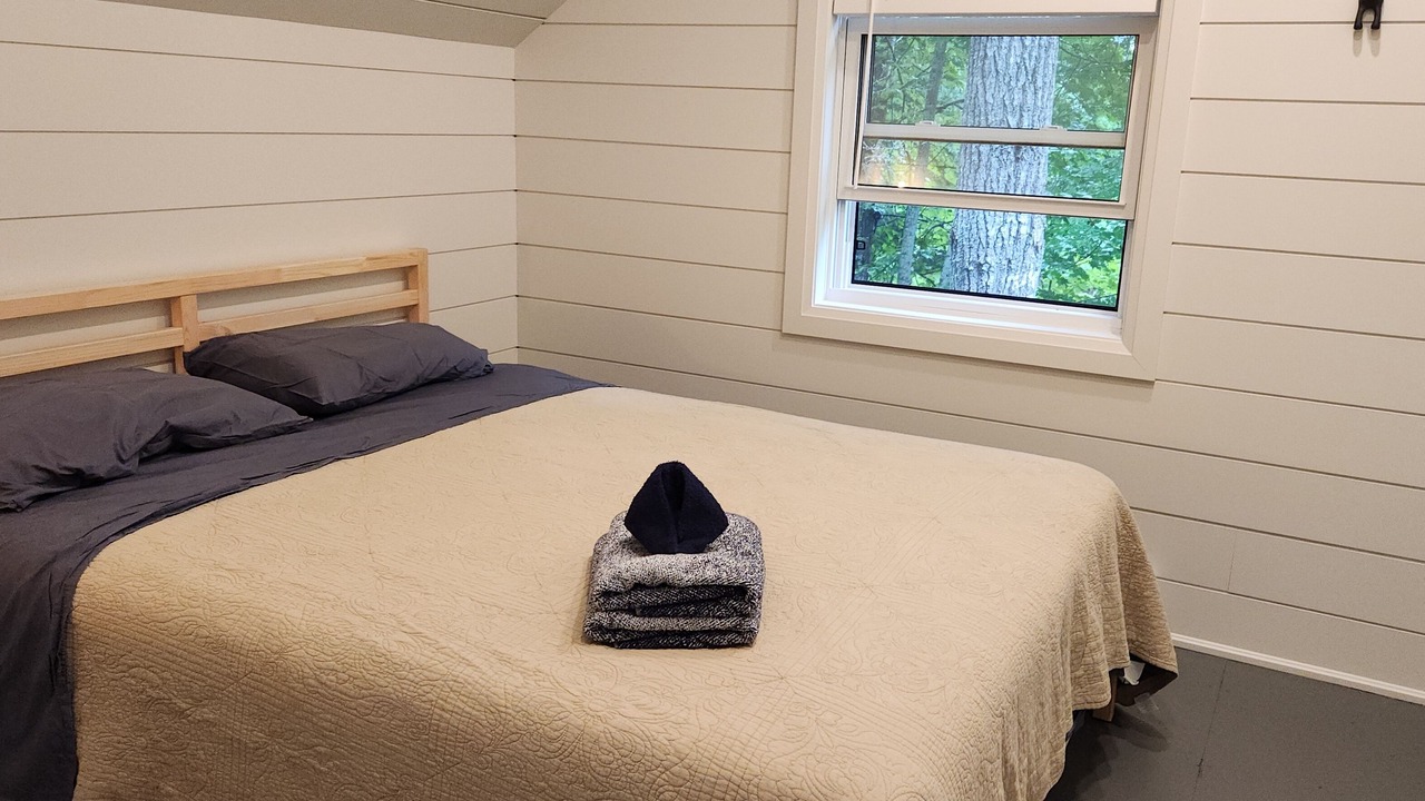 Photo of Bedroom in Burk's Falls