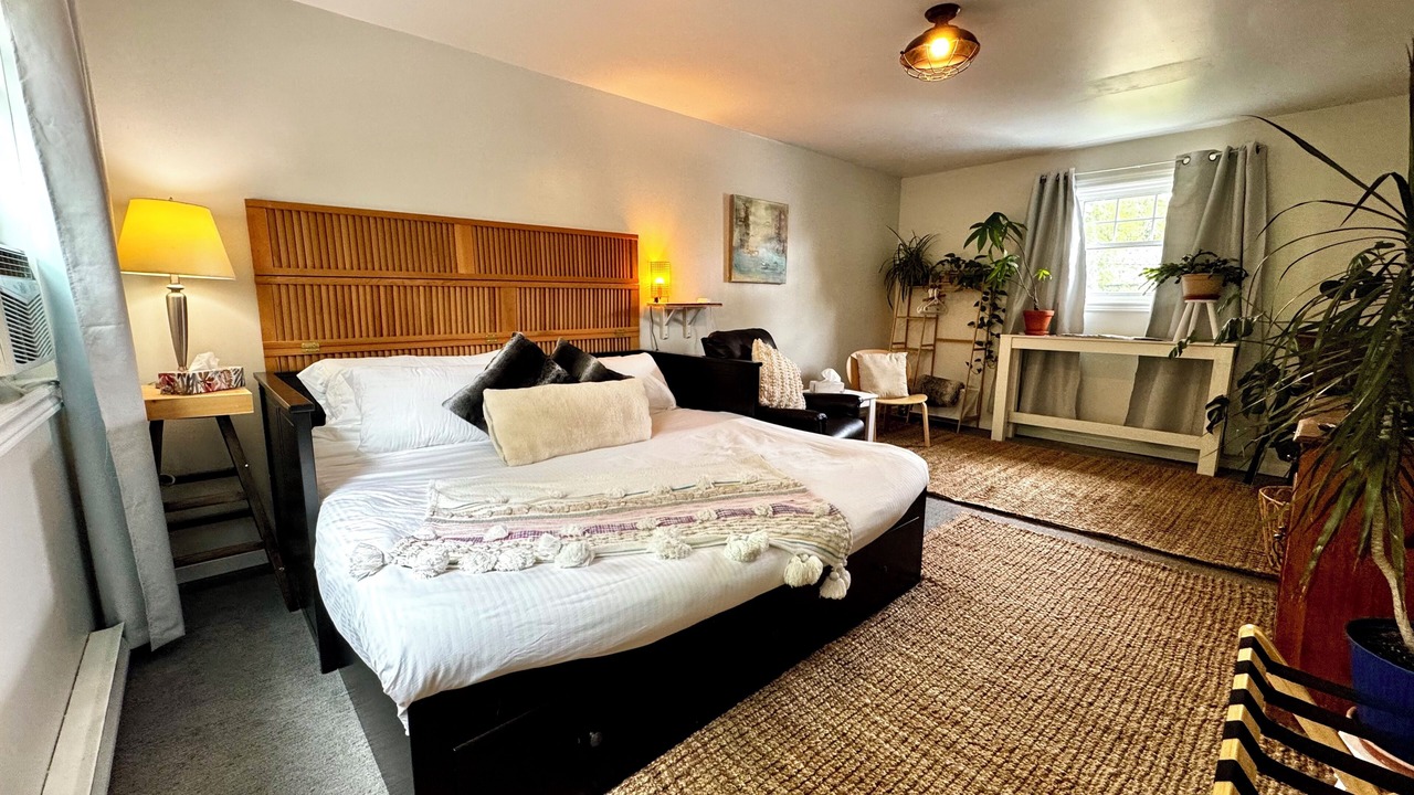 Photo of Bedroom in Carleton Place