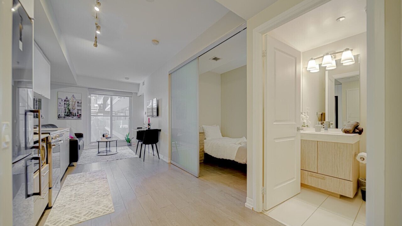 Photo of Bedroom in Garden District