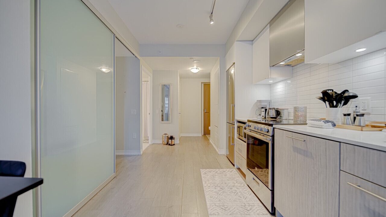 Photo of Bedroom in Garden District