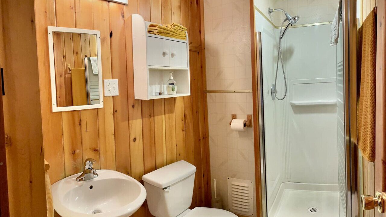 Photo of Bathroom in Blairmore