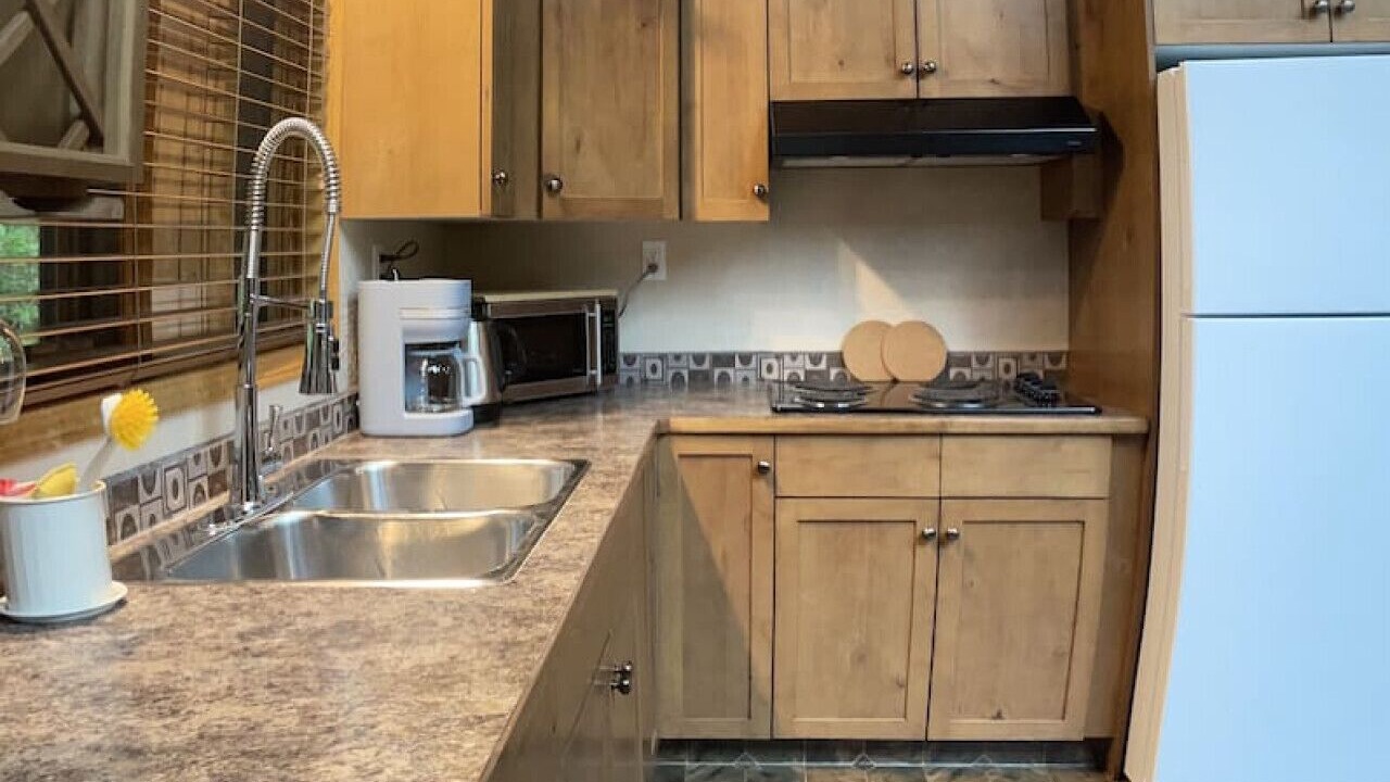 Photo of Kitchen in Crowsnest Pass
