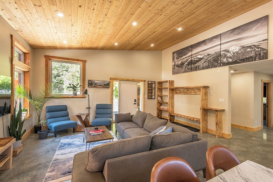 Photo of Livingroom in Rossland