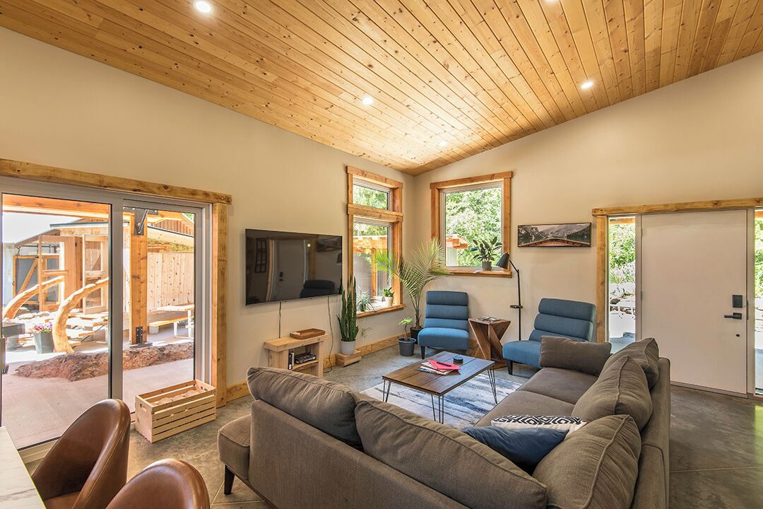 Photo of Livingroom in Rossland