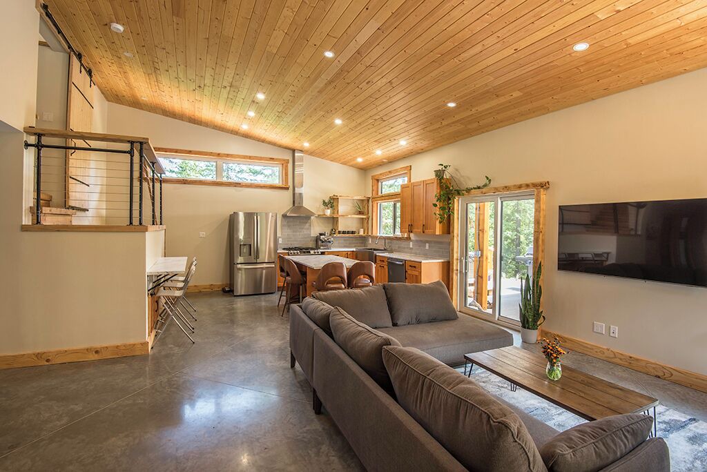Photo of Livingroom in Rossland