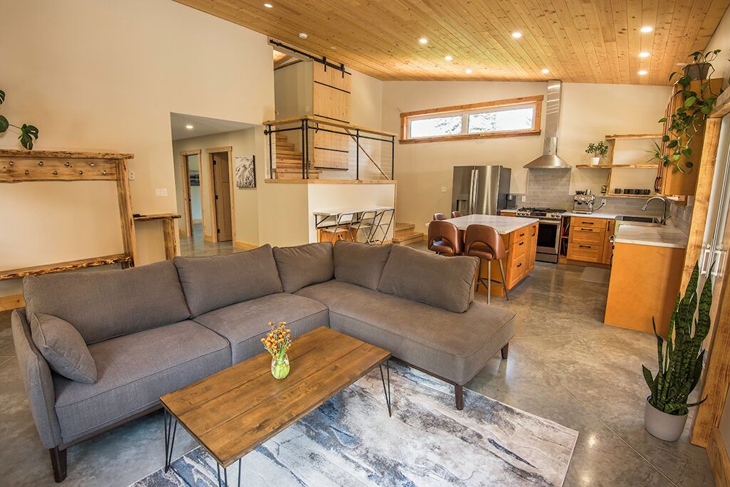 Photo of Livingroom in Rossland