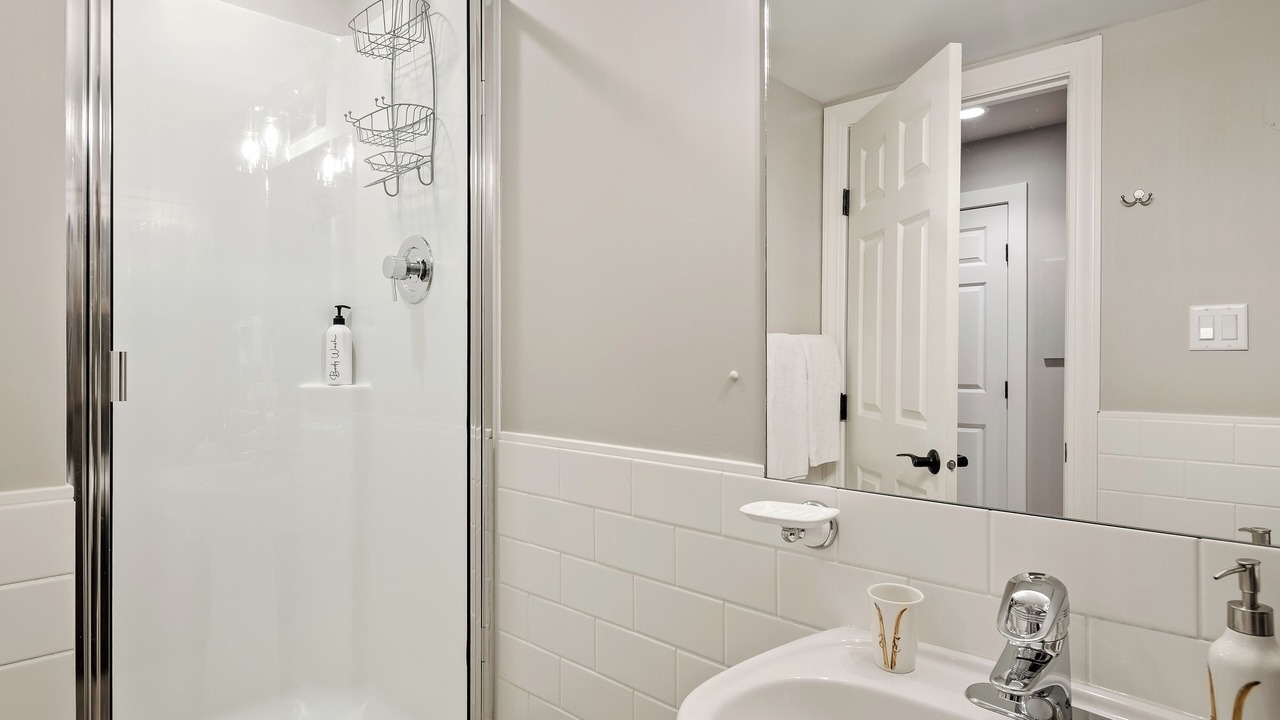 Photo of Bathroom in Whistler Cay Heights