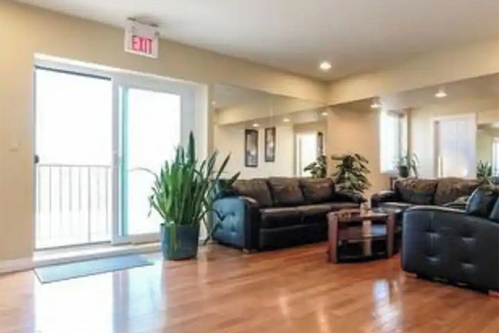 Photo of Livingroom in Bridgeview