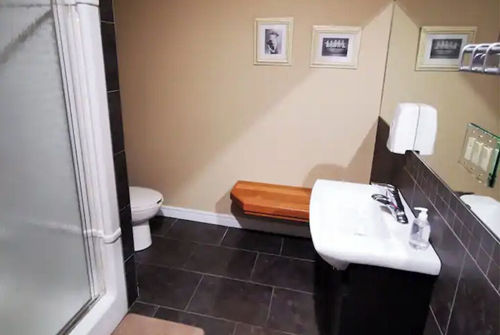 Photo of Bathroom in Bridgeview