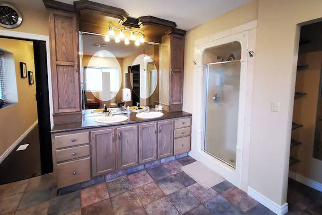 Photo of Bathroom in Bridgeview