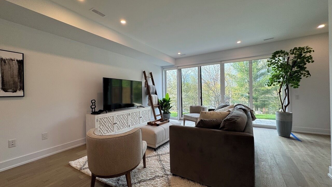 Photo of Livingroom in Gravenhurst