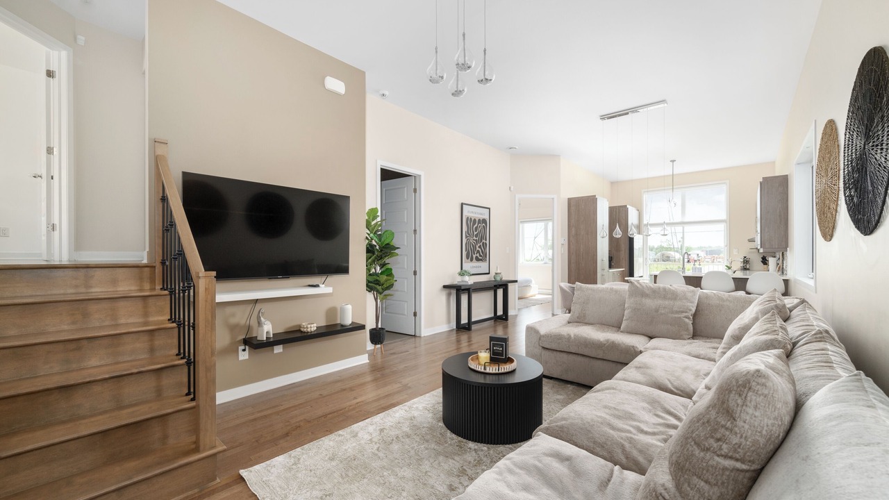 Photo of Livingroom in Laval