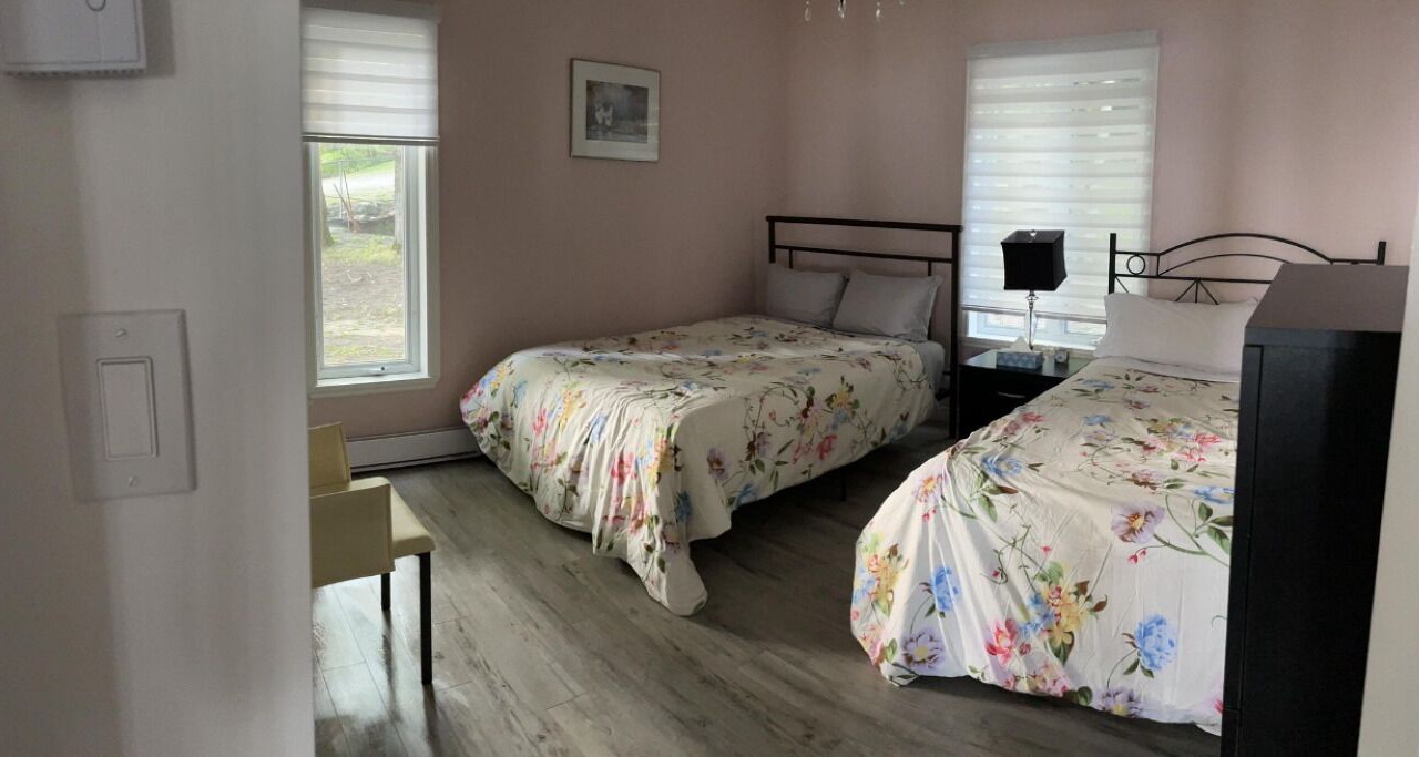 Photo of Bedroom in St-Francois-de-l'Ile-d'Orleans