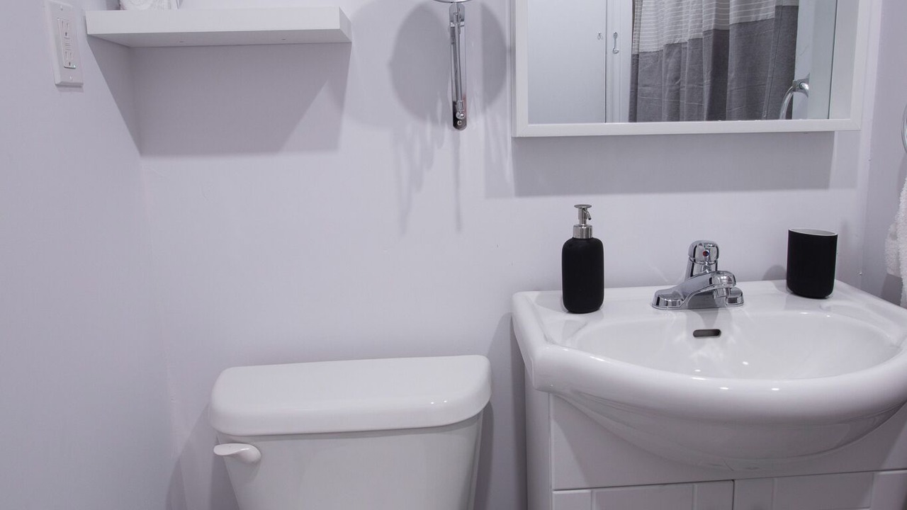 Photo of Bathroom in Milton Park