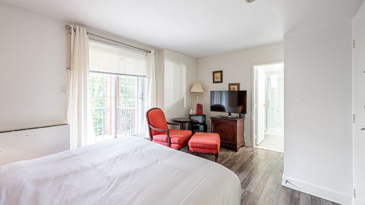 Photo of Bedroom in Saint-Sauveur