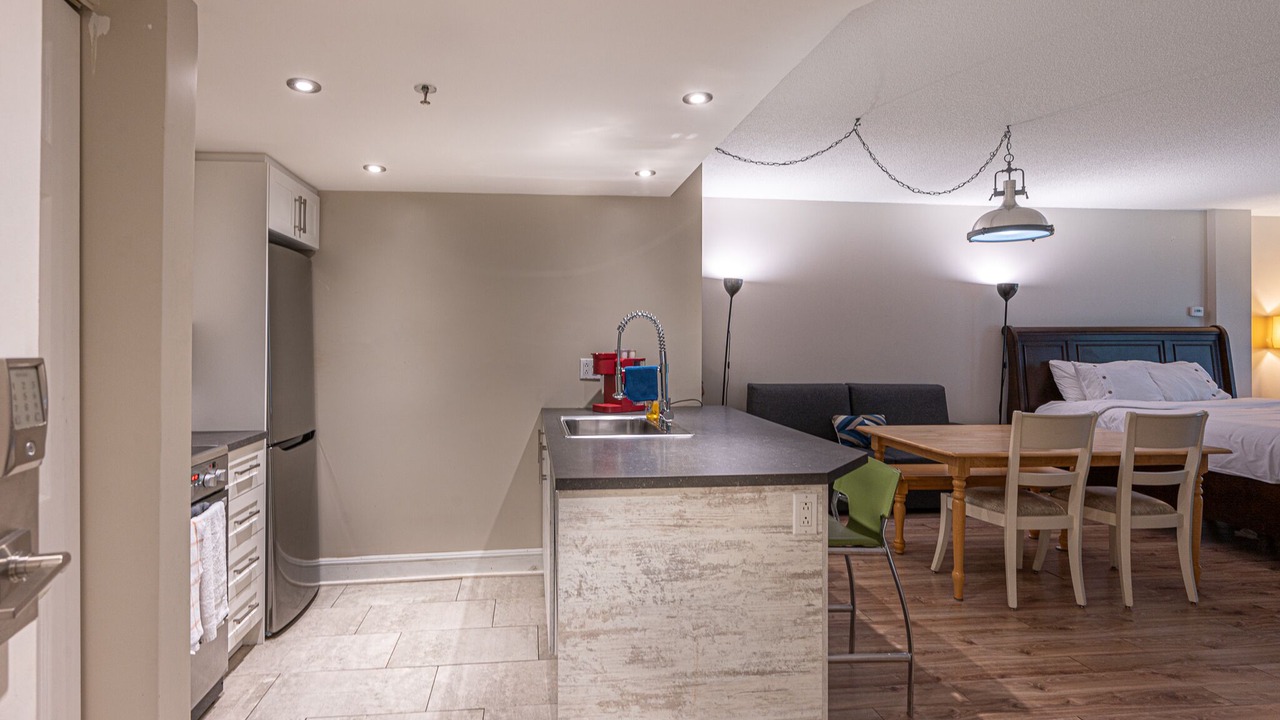 Photo of Bedroom in Saint-Sauveur