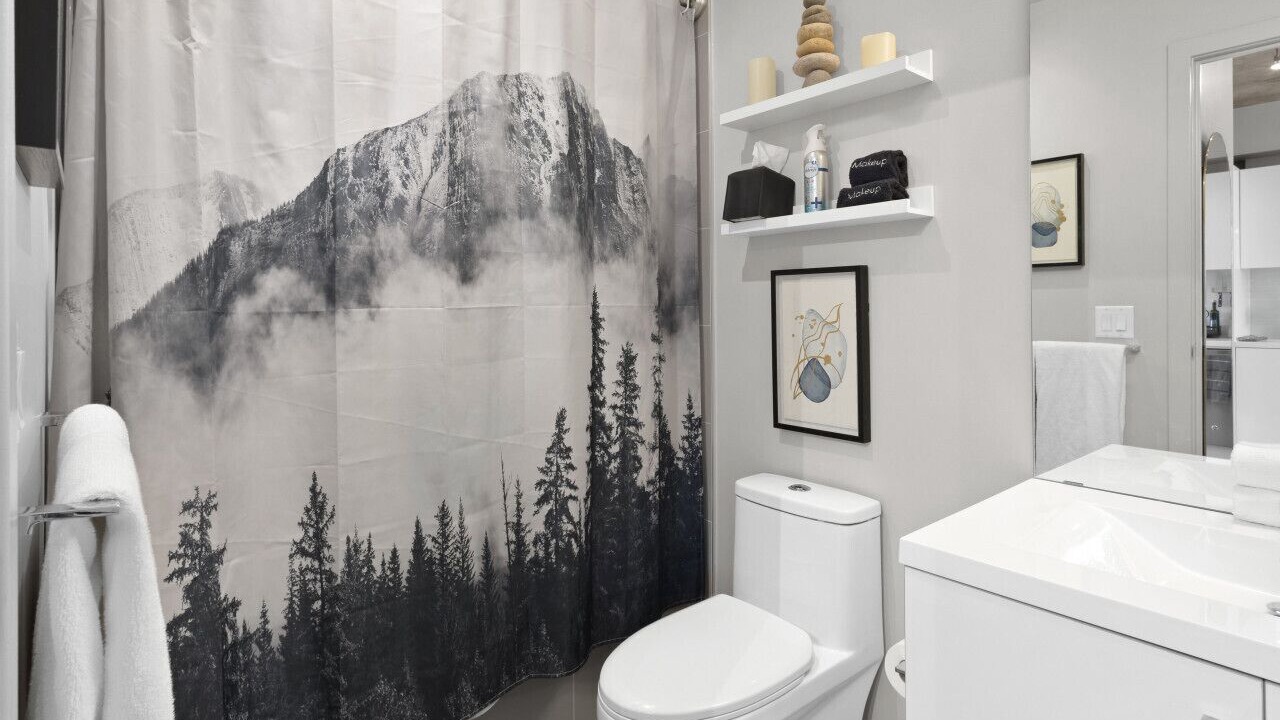 Photo of Bathroom in Connaught