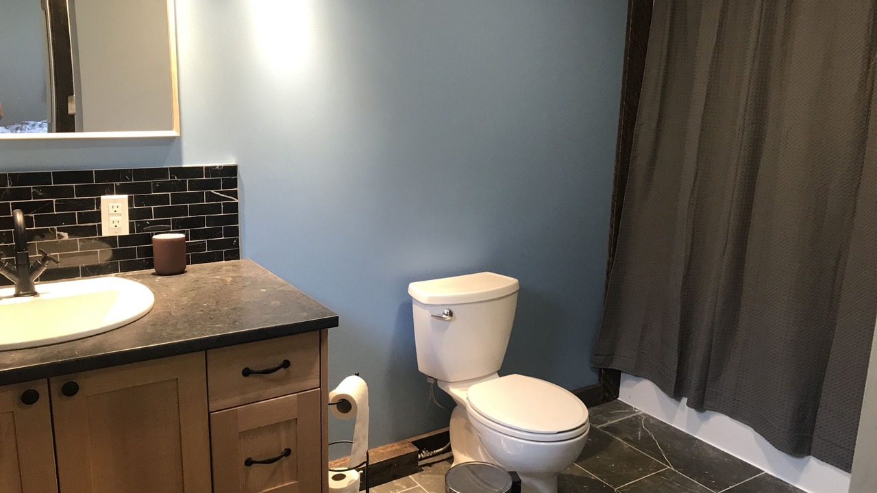 Photo of Bathroom in Lillooet