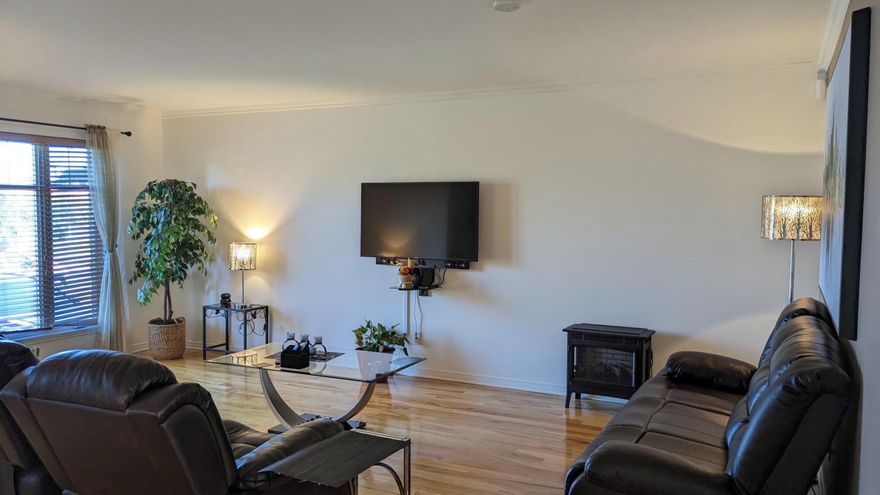 Photo of Livingroom in Sainte-Julie