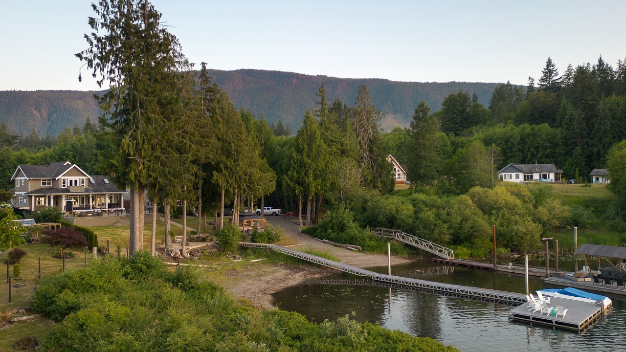 Photo of Outdoor in Lake Cowichan