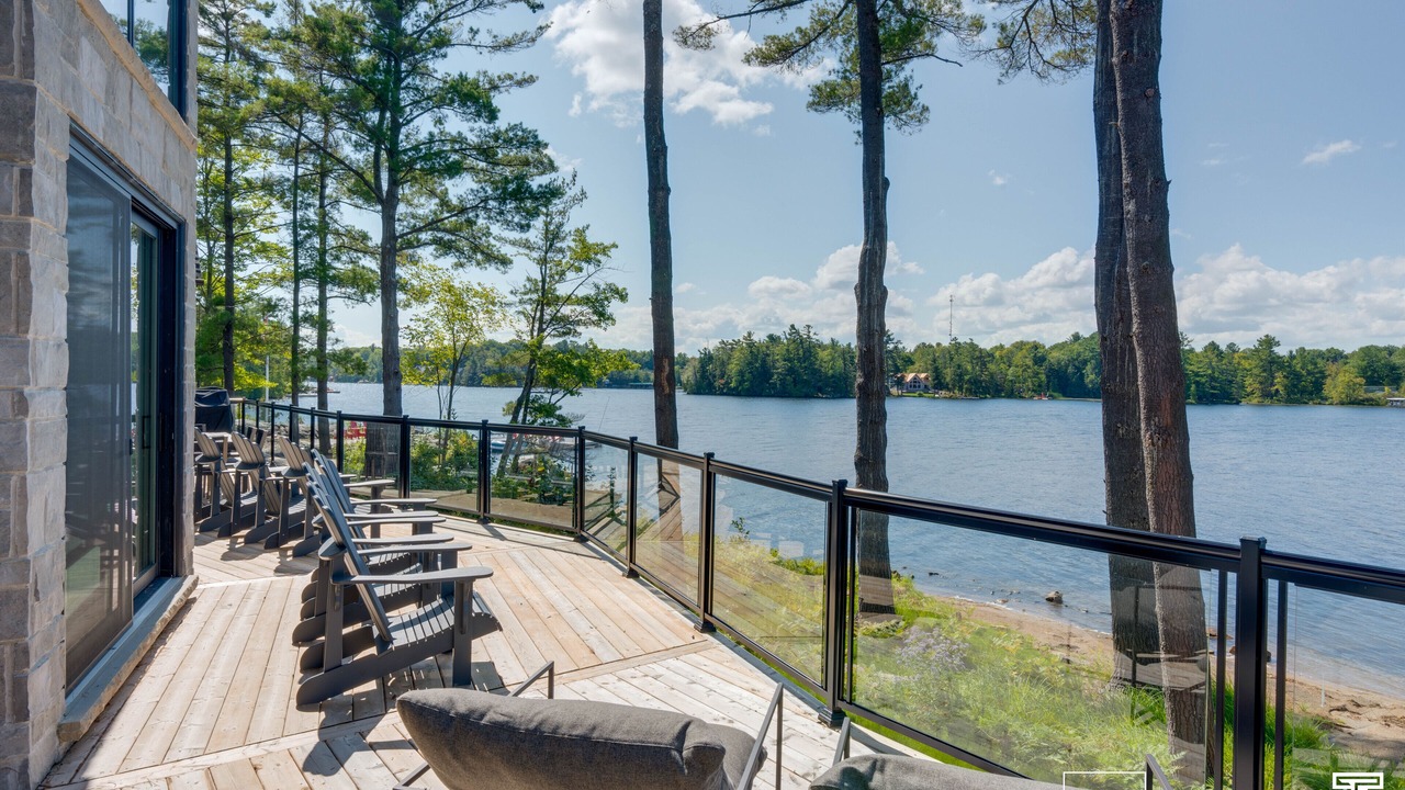 Photo of Patio Balcony in Georgian Bay