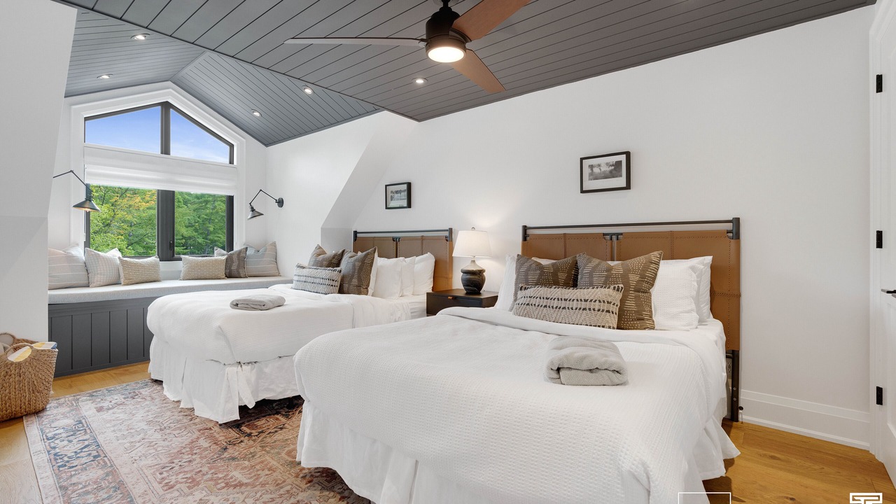 Photo of Bedroom in Georgian Bay
