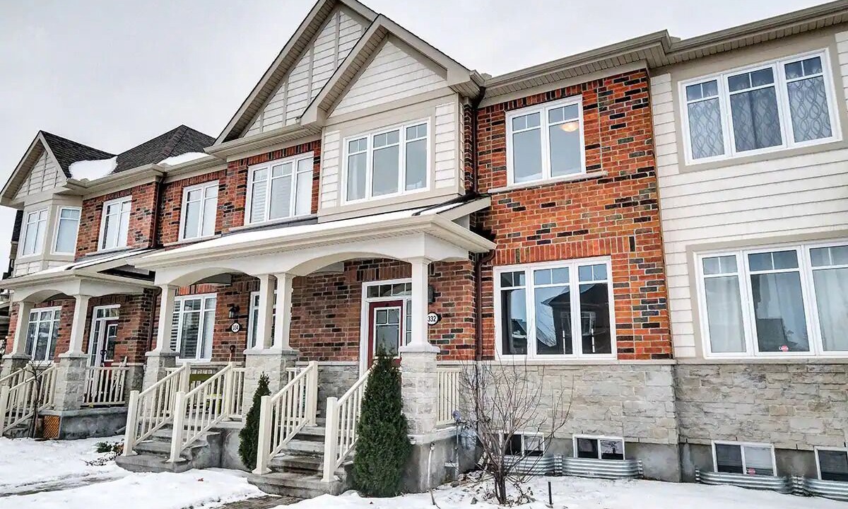 Photo of Outdoor in Ottawa Division