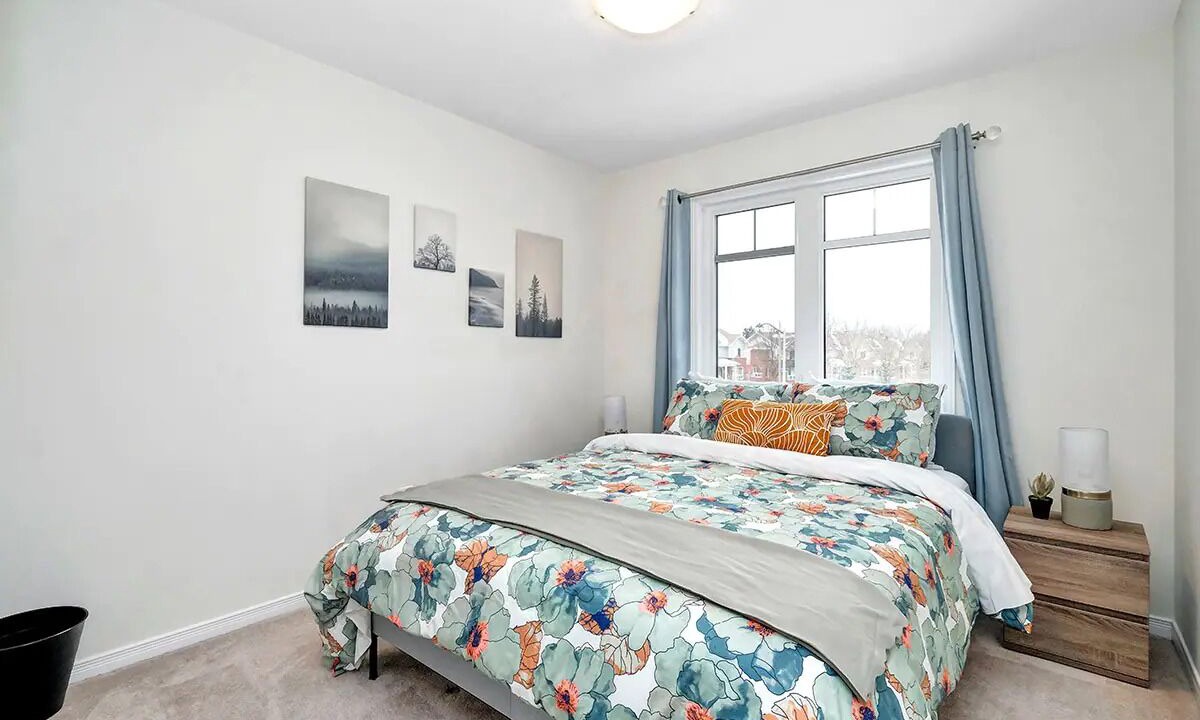 Photo of Bedroom in Ottawa Division