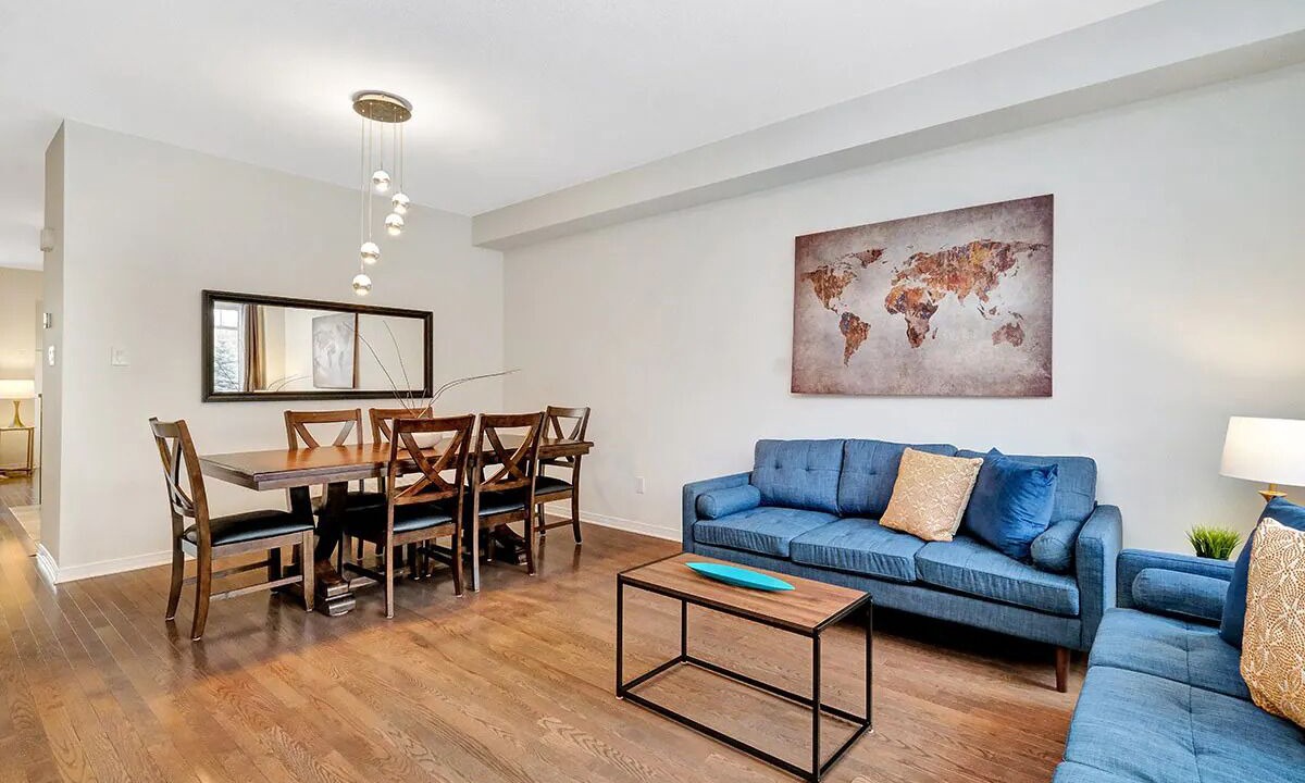 Photo of Livingroom in Ottawa Division