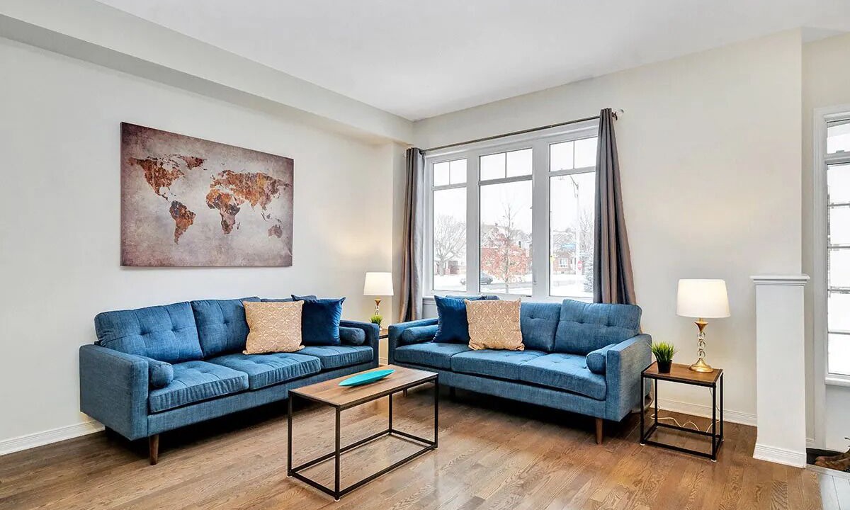Photo of Livingroom in Ottawa Division