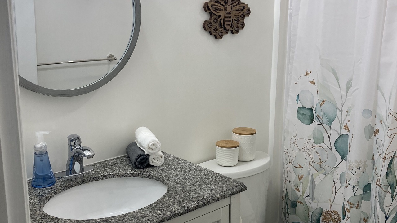 Photo of Bathroom in North Saanich