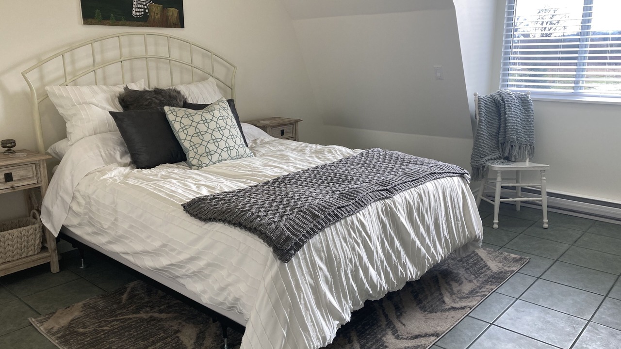 Photo of Bedroom in North Saanich
