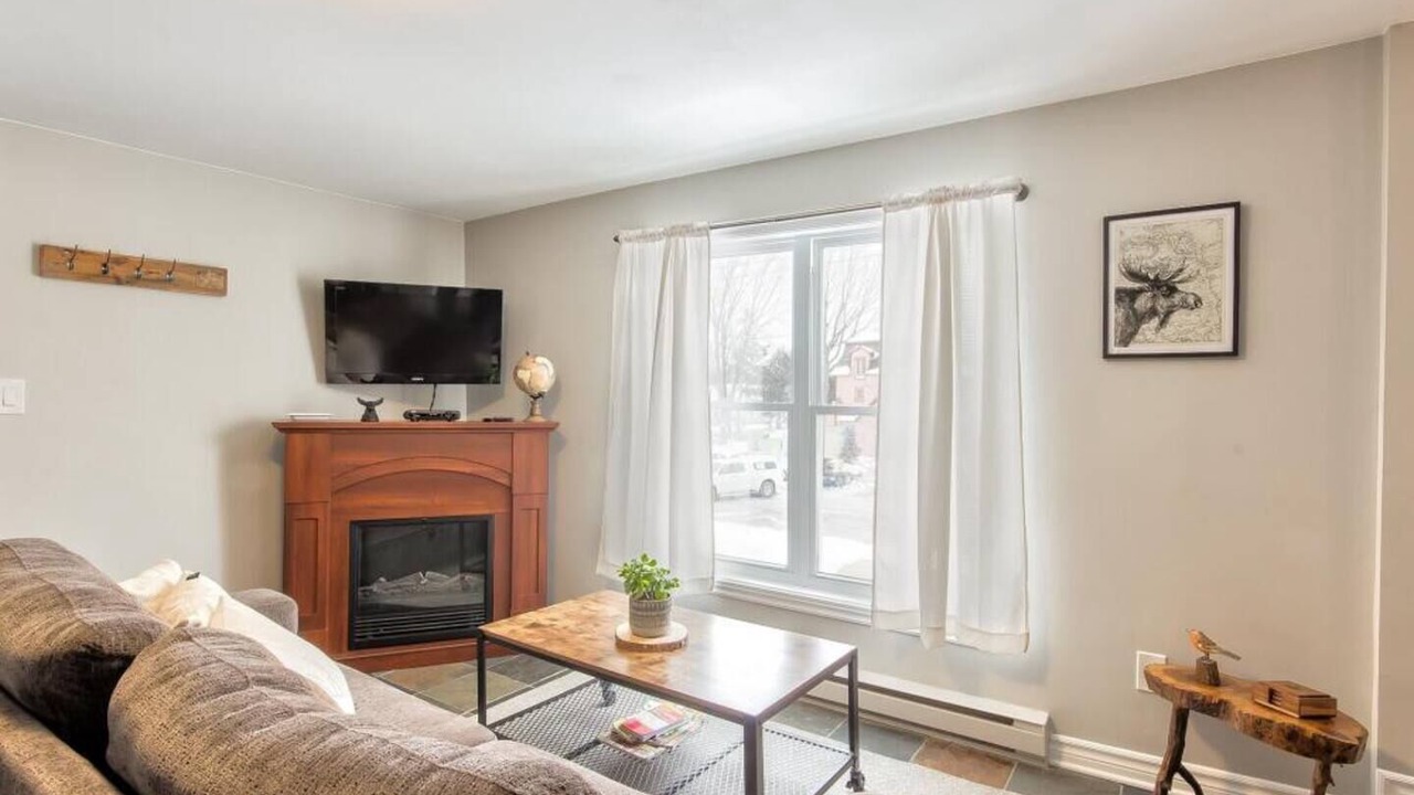 Photo of Livingroom in Downtown Gatineau
