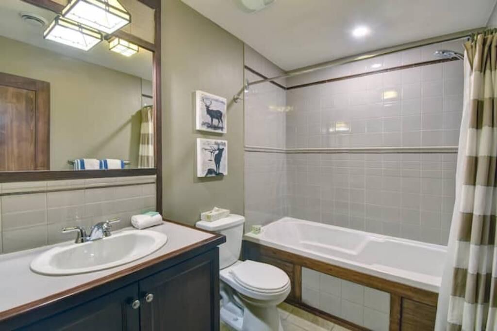 Photo of Bathroom in Tremblant-Les-Eaux