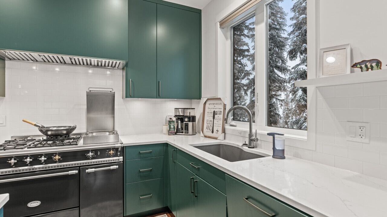 Photo of Kitchen in Silver Star Mountain