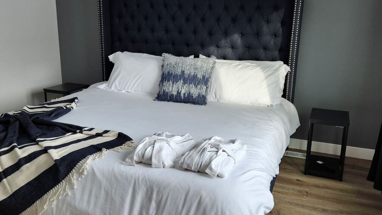 Photo of Bedroom in Gimli