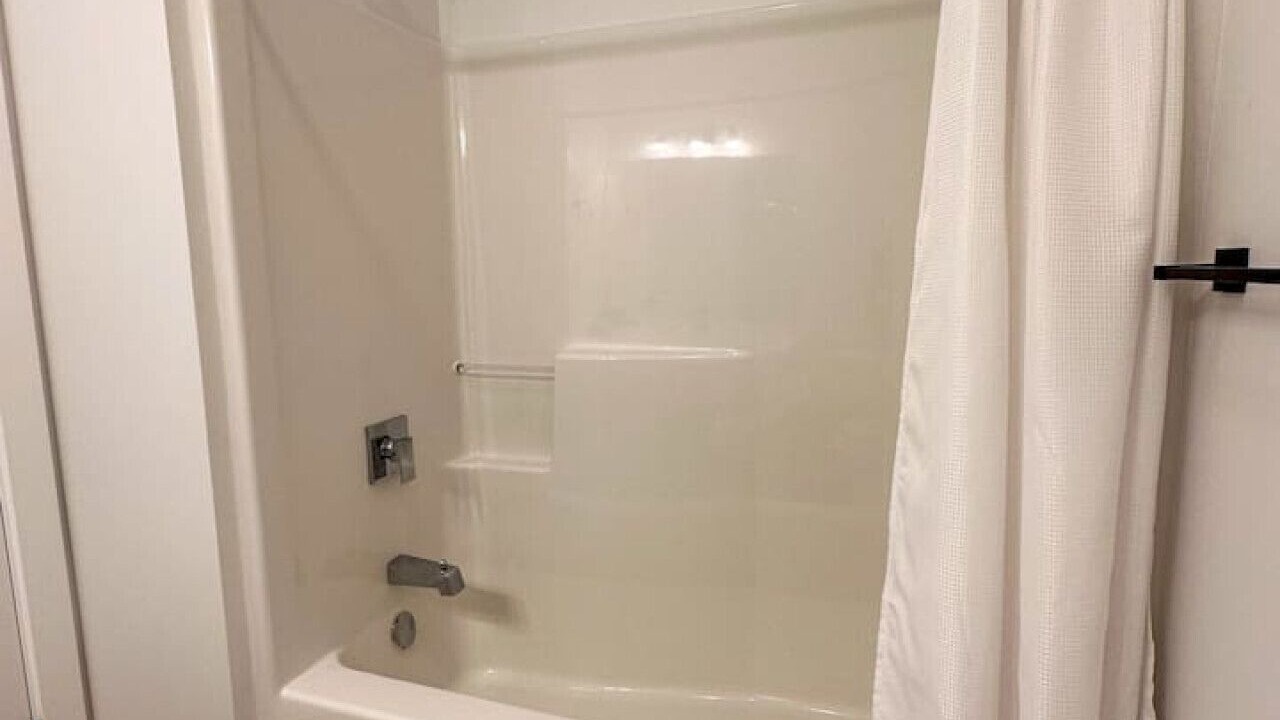 Photo of Bathroom in Gimli