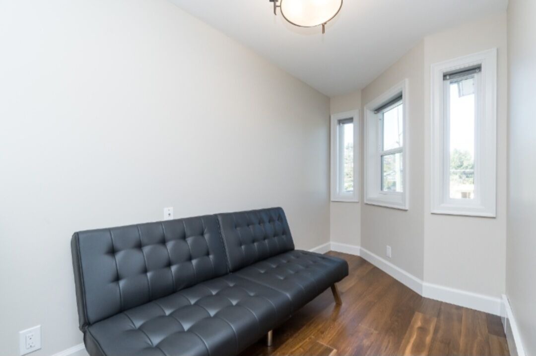 Photo of Livingroom in White Rock