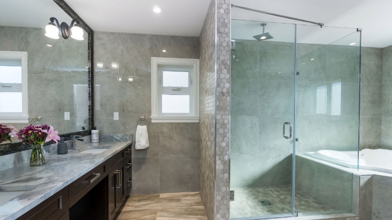 Photo of Bathroom in White Rock