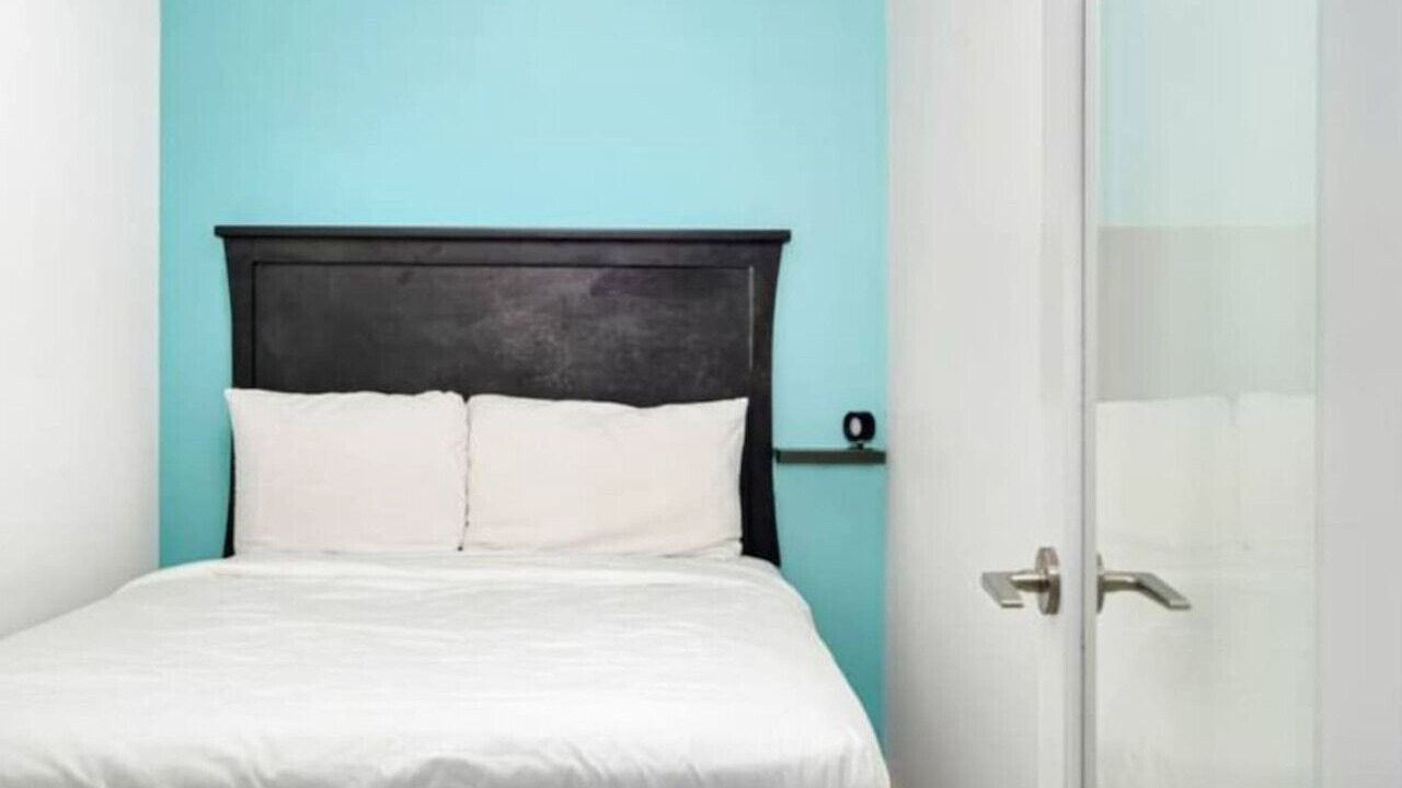 Photo of Bedroom in Harrison Hot Springs